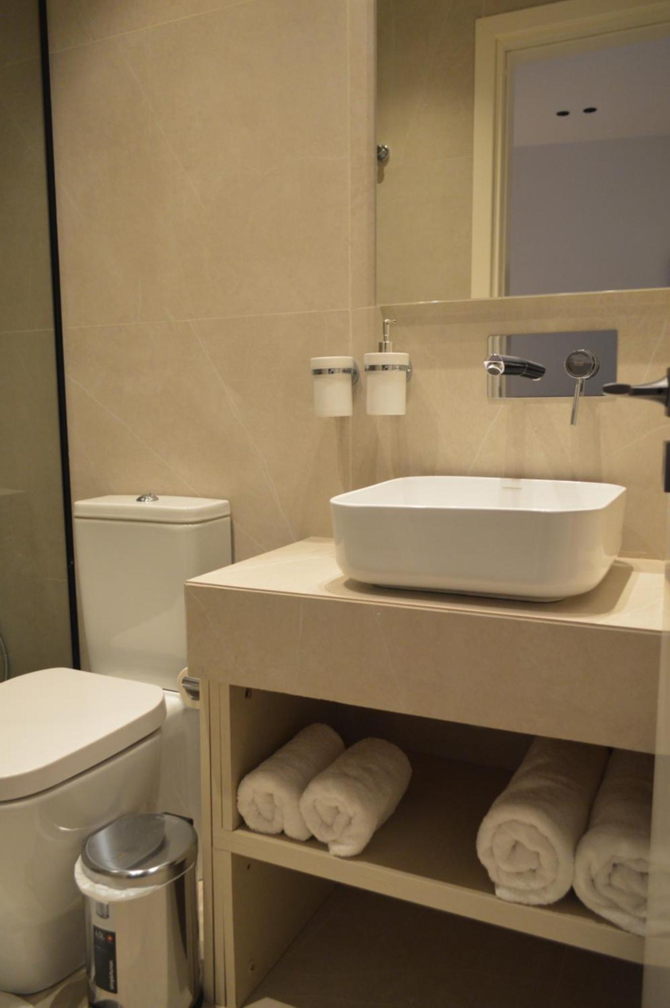 Leondiana Boutique Hotel Larnaca Extérieur photo